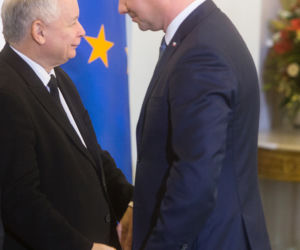 Tajny plan Kaczyńskiego: stan wyjątkowy by zatrzymać Trzaskowskiego