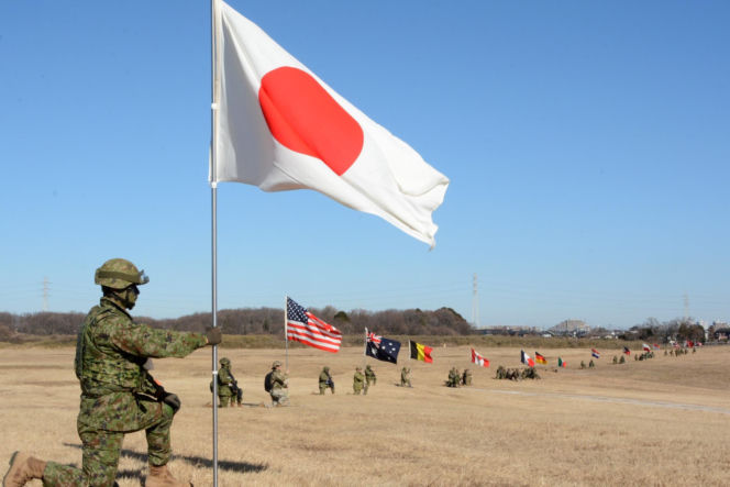 Koniec pacyfistycznej ery? Japonia otwiera się na eksport broni i patrzy na Polskę