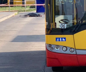 Warszawa: Makabra na Bemowie. Nie żyje piesza potrącona przez autobus