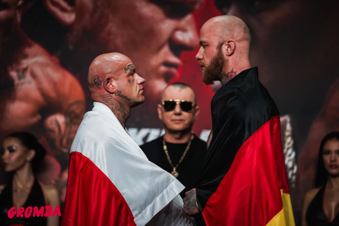 Ring girls Gromda 24