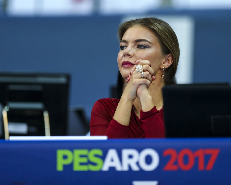 Alina Kabajewa jest w kolejnej ciąży? Putin nie chciał mieć więcej dzieci