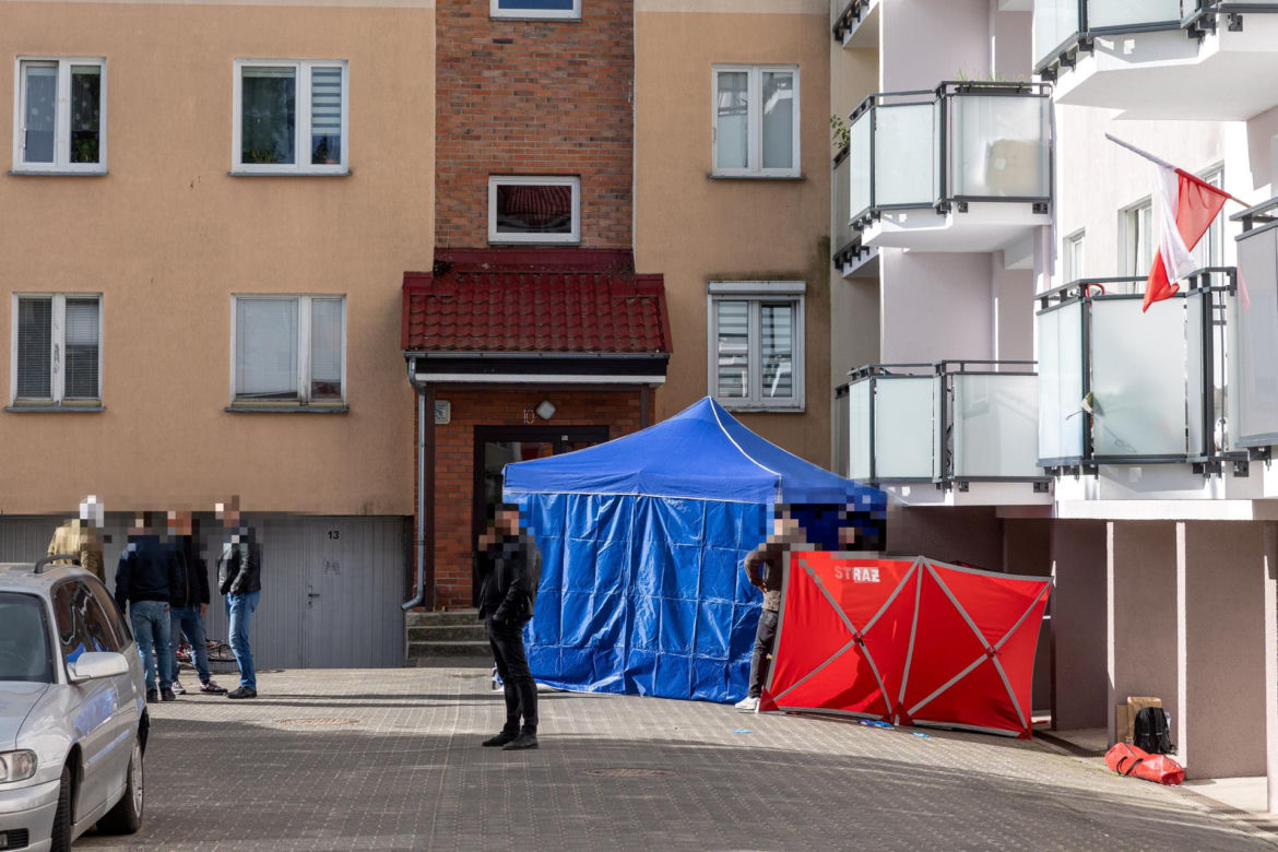 Oblał żonę kwasem i zadźgał