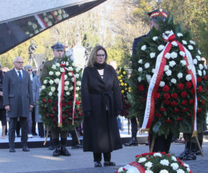 Obchody 16. rocznicy katastrofy smoleńskiej. Powązki