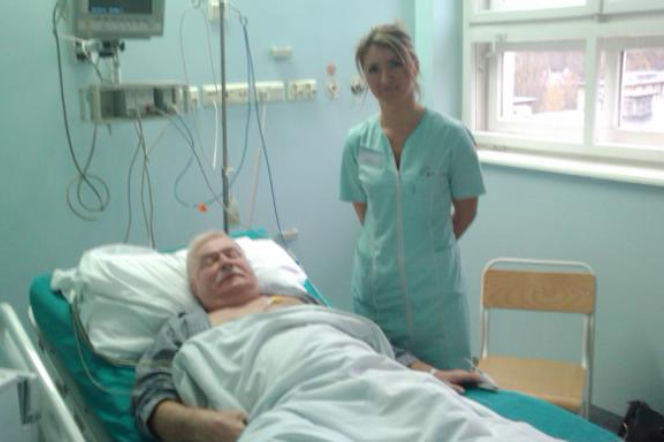 Lech Wałęsa w szpitalu 