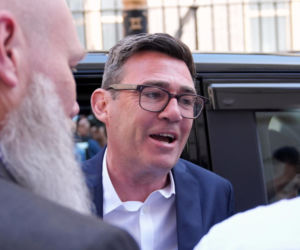 Andy Burnham został w poniedziałek 59. premierem Wielkiej Brytanii - potwierdził Pałac Buckingham