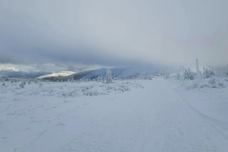 Atak zimy na Dolnym Śląsku. GOPR i IMGW wydają pilne komunikaty