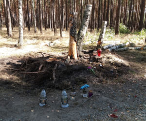 Całą noc konała przy zwłokach męża