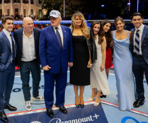 Melania Trump w skórze na urodzinach męża