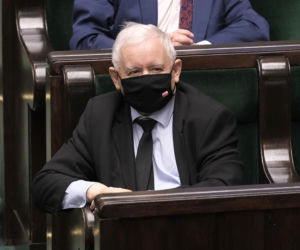 Kaczyński zarabia 25 tys. a Czarnek 17 tys