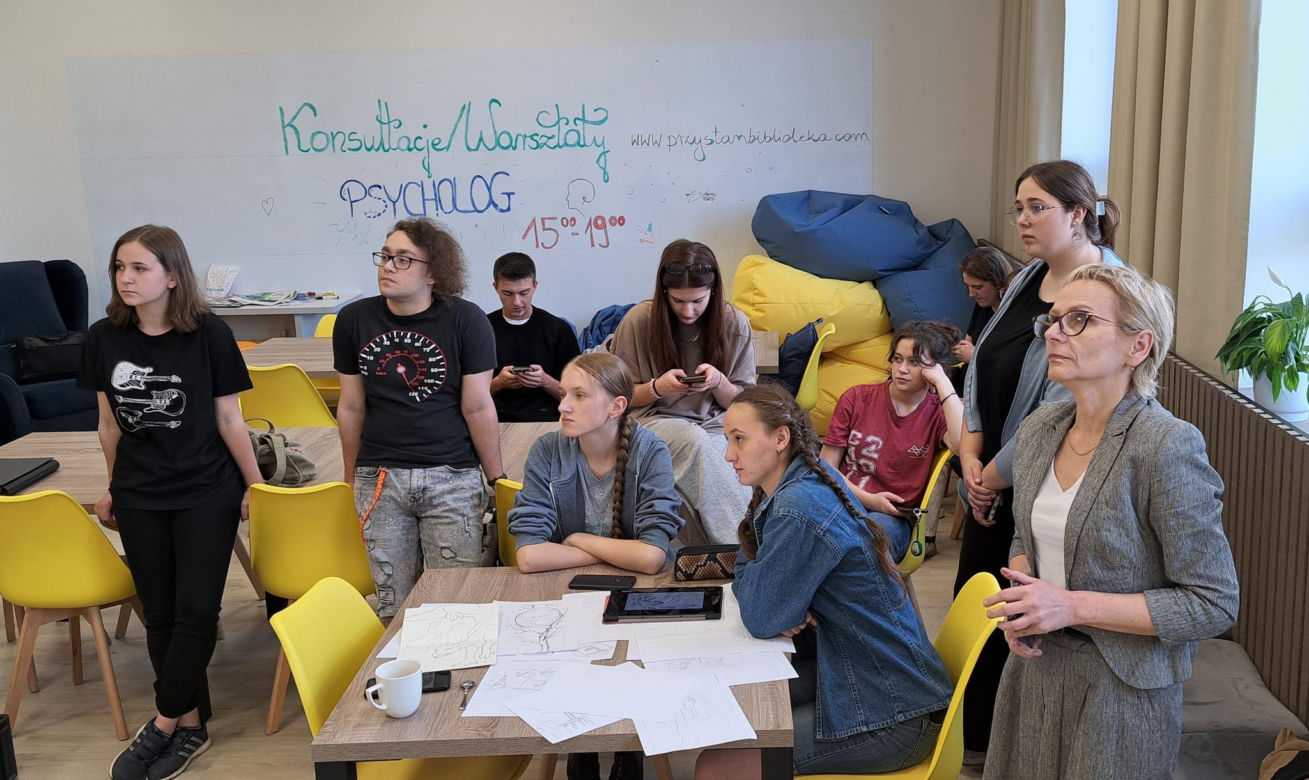 Mural w Pedagogicznej Bibliotece Wojewódzkiej w Nowym Sączu