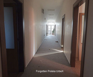 Opuszczony hotel w czeskich górach. Ludzie z Katowic jeździli tu na wczasy. Teraz to ruina