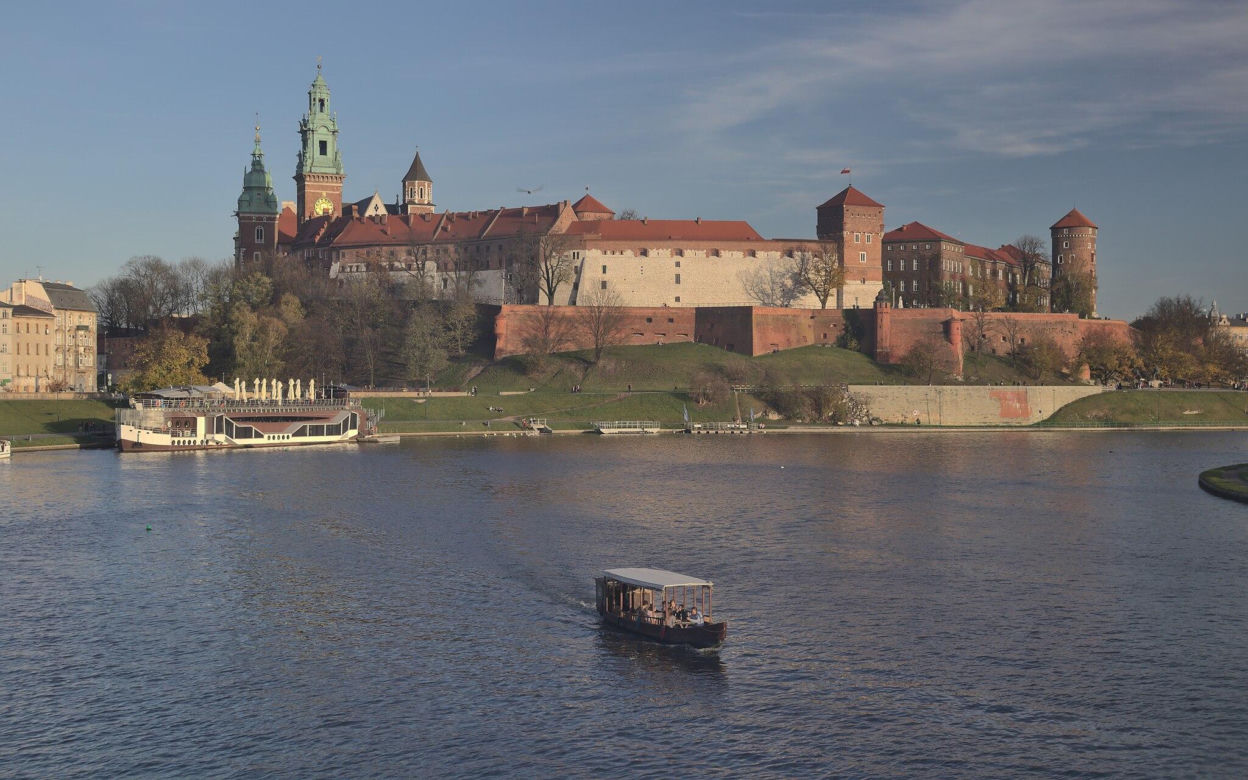 To miasto w Małopolsce jest nazywane Barceloną Północy. Jednak mało kto wie, że jest większe od hiszpańskiego hitu turystycznego 
