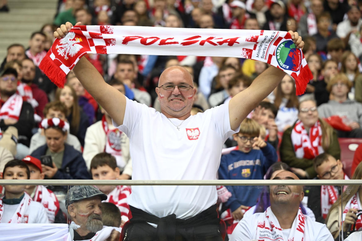 Kibice na meczu Polska - Rumunia. Znajdź się na zdjęciach z Narodowego!