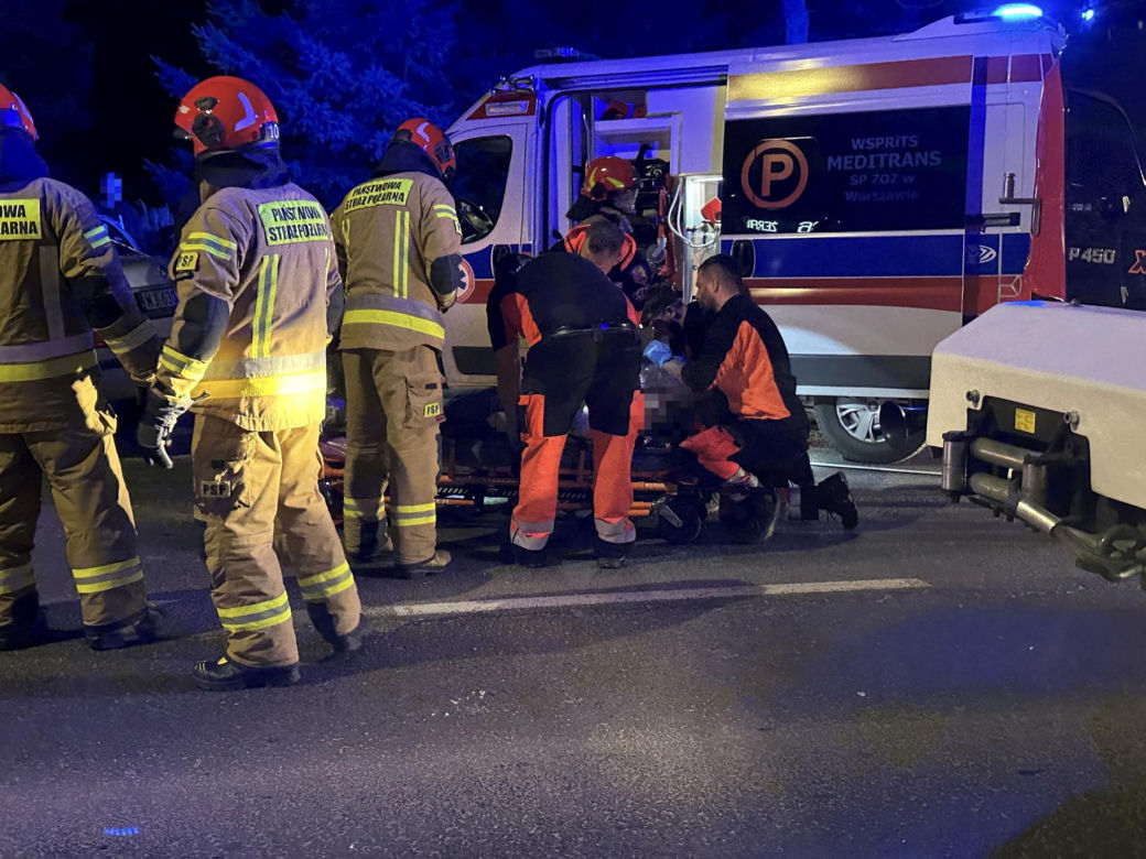 Śmiertelny wypadek z udziałem autobusu i samochodu osobowego przy ulicy Płochocińskiej