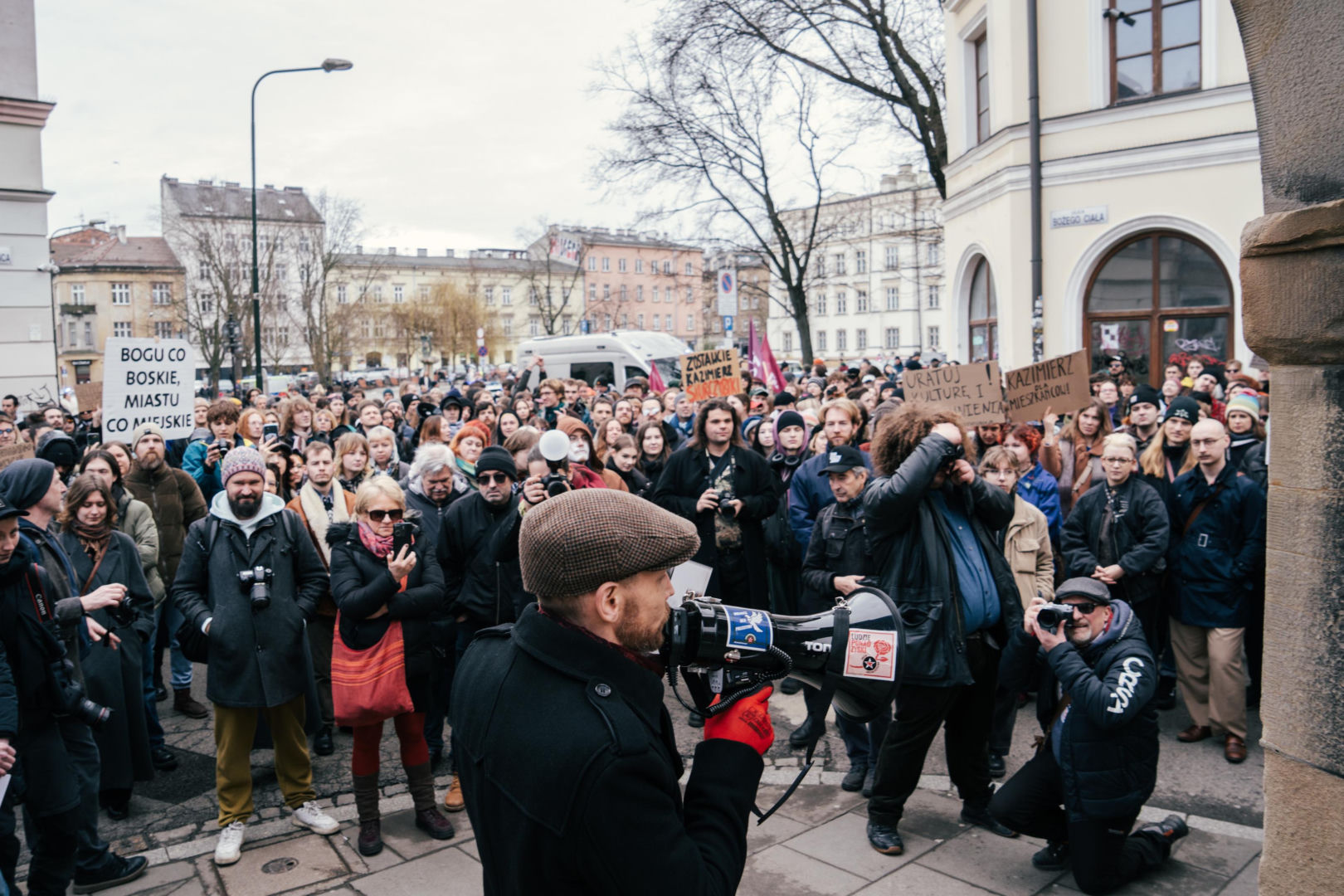 Protesty na krakowskim Kazimierzu w obronie kamienic