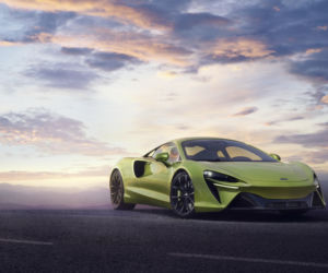 McLaren Artura (2021)