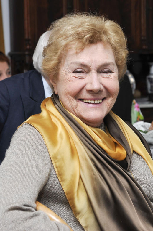 Teresa Lipowska kiedyś i dziś. Tak przez dekady zmieniała się uwielbiana Barbara z "M jak miłość"