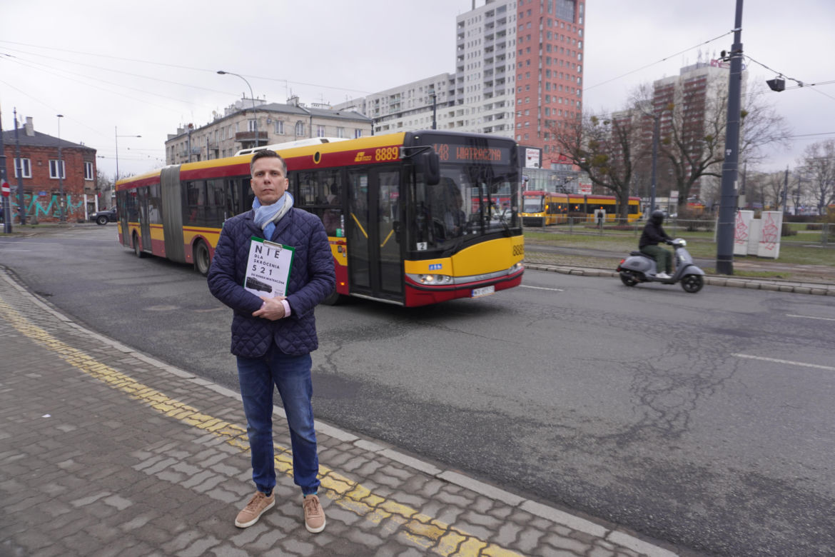 Autor petycji, pod którą podpisało się kilkuset mieszkańców Wawra - Mateusz Adamski