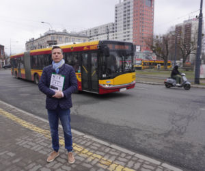 Urzędnicy chcą odciąć ich od autobusu do centrum miasta. Mieszkańcy protestują