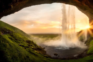 8. Islandia 