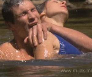 M jak miłość. Marcin Chodakowski (Mikołaj Roznerski), Eryka Buford (Marta Juras)