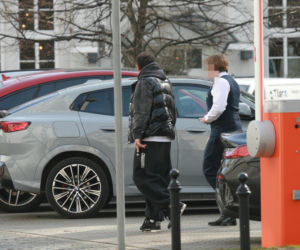 Michał Koterski z dziewczyną na spacerze