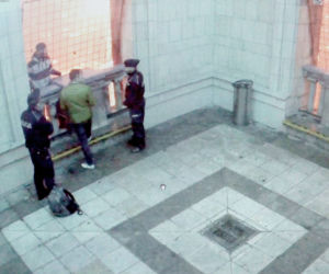 Tajwańczyk na gzymsie Pałacu Kultury. Jak on to zrobił?!