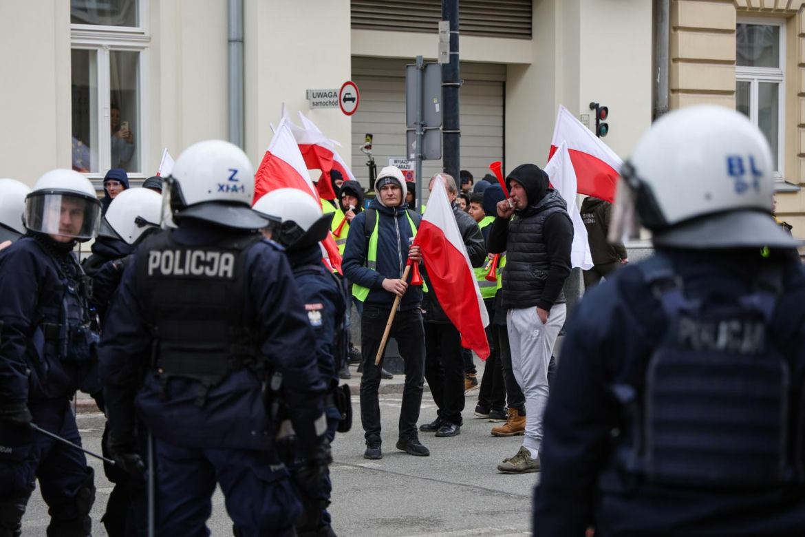 Protest rolników pod Sejmem - starcia z policją