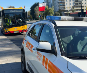 Autobus z ciałem zjechał do zajezdni. Kierowca nie zauważył zwłok mężczyzny