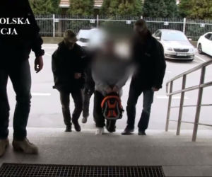 To on miał zamordować i oskórować studentkę. Policja publikuje nagranie z zatrzymania Roberta J. [WIDEO, GALERIA]