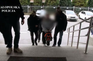 Studentka z Krakowa brutalnie zamordowana i obdarta ze skóry. Ojciec oskarżonego: Wrobiono go [UWAGA TVN]