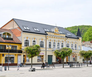 Malownicze uzdrowisko jak z dawnych pocztówek. Znajduje się tylko 2 godziny od polskiej granicy 