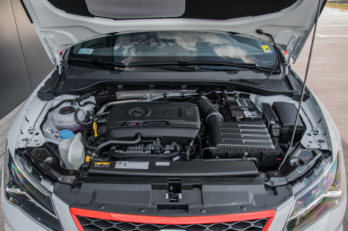 Seat Leon ST Cupra 2.0 TSI 300 KM DSG6 4Drive 