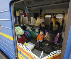 Od początku wojny żyją w metrze. To ich nowy dom i schron przed bombami 