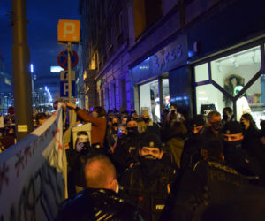 Protest kobiet w Katowicach. Tłumy strajkują przeciwko zakazowi aborcji