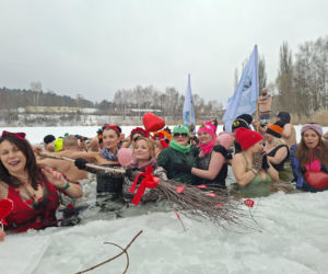 Historyczny I Zlot Morsów w Starachowicach