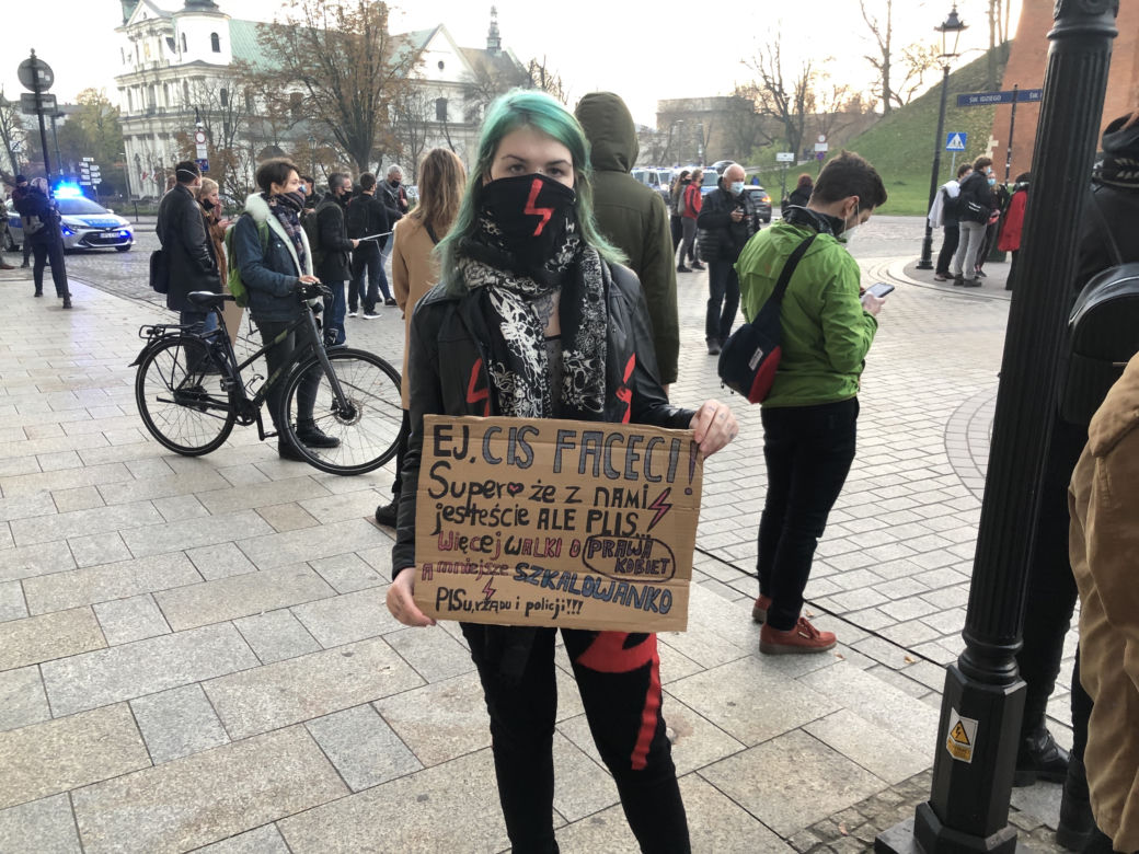 Kilka tysięcy osób na kolejnym proteście w Krakowie przeciw zaostrzeniu prawa aborcyjnego