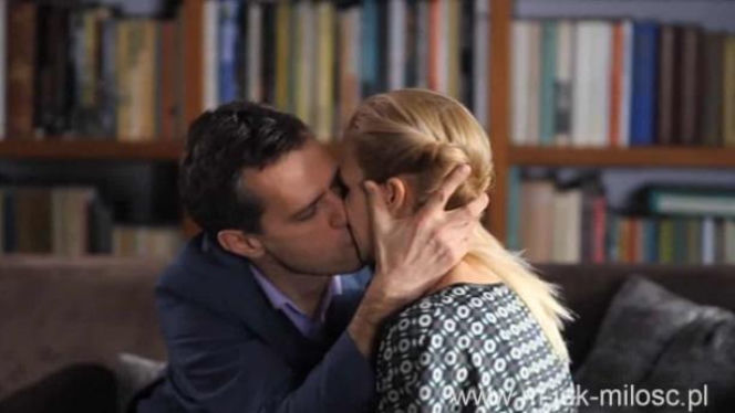 M jak MIŁOŚĆ. Małgosia (Joanna Koroniewska), Michał Łagoda (Paweł Okraska)
