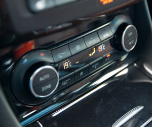 Infiniti QX30