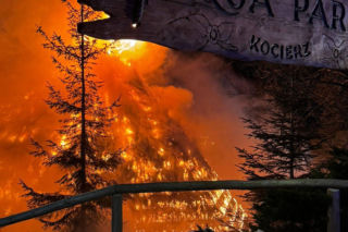 Pożar w hotelu w Małopolsce. Ogień wybuchł w trakcie wesela, są poszkodowani