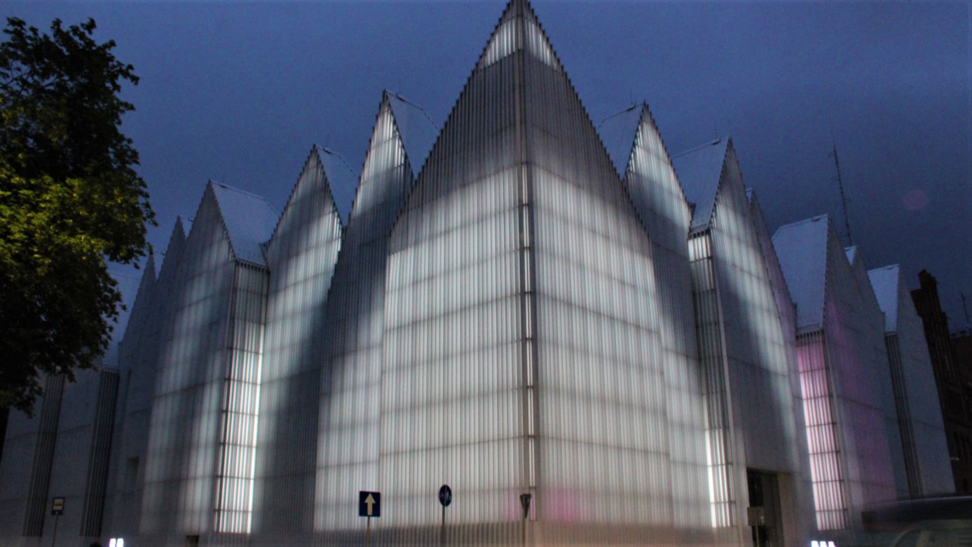 Pokaz iluminacji Filharmonii w Szczecinie z okazji Święta Muzyki