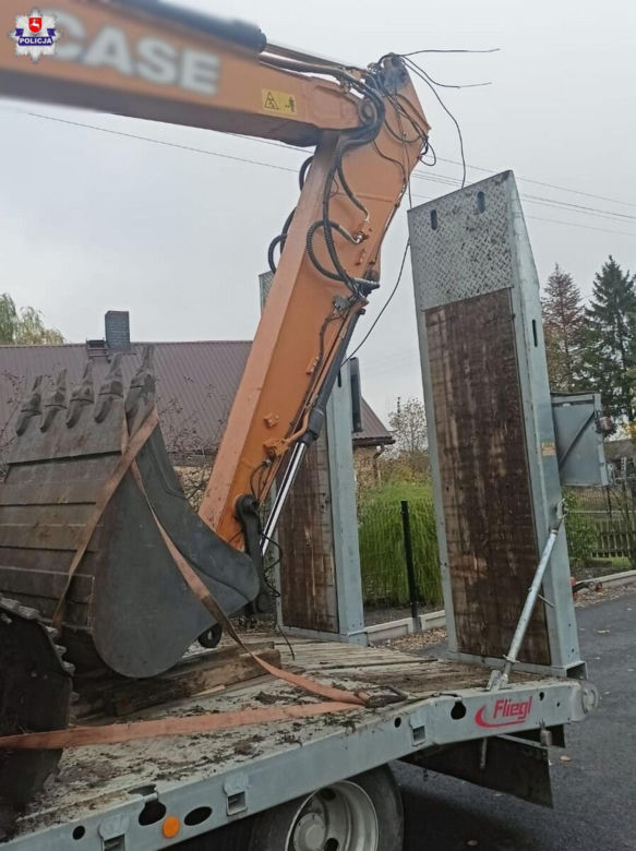Wiózł koparkę i rwał linie energetyczne przez 10 kilometrów!