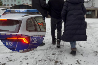 Ojciec zaatakował córkę nożem. Prokuratura ujawnia nowe szczegóły