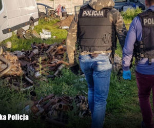 Policjanci zabezpieczyli 150 katalizatorów 