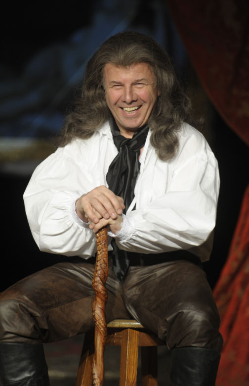 Emilian Kamiński nie żyję