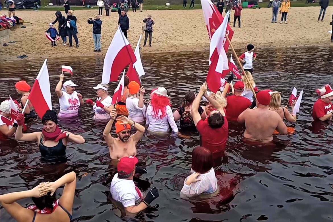 Szczecińskie morsy uczciły Święto Niepodległości