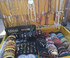 Giełda Staroci i Różności w Starachowicach (25.04.2026)