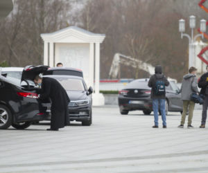 Takimi limuzynami przyjechali na urodziny Radia Maryja 