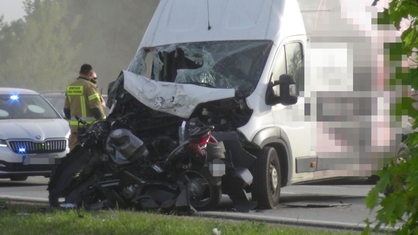 Nie żyje 30-letni motocyklista. Drogowa makabra na DK 50 pod Otwockiem