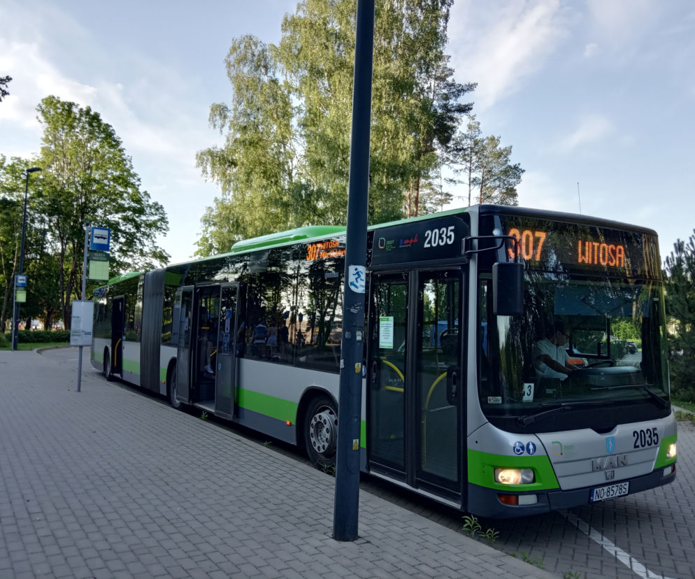 Autobusem na plażę CRS Ukiel. Kursy od rana do wieczora